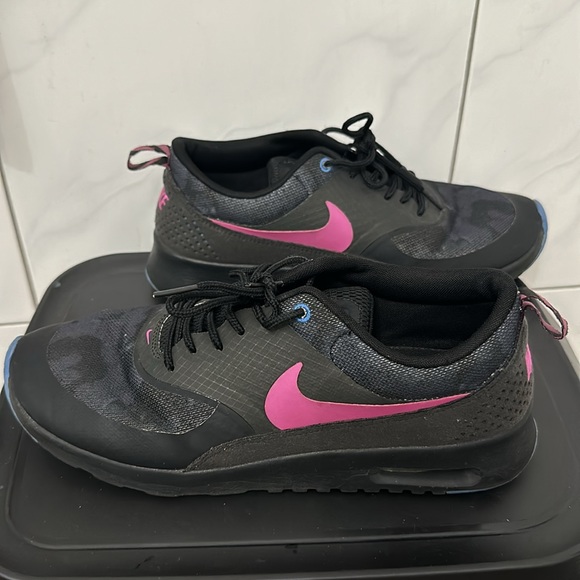 Nike Air Max Thea - Picture 8 of 11